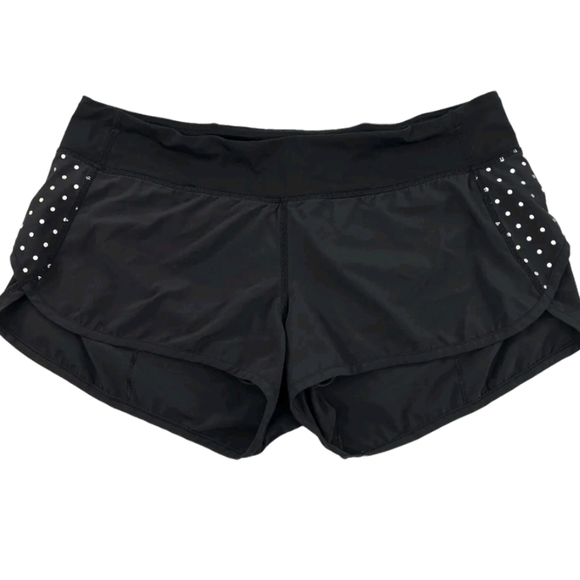 Lululemon speed up shorts 2.5" - 'reflective dots' low rise, size 6 - Picture 1 of 4